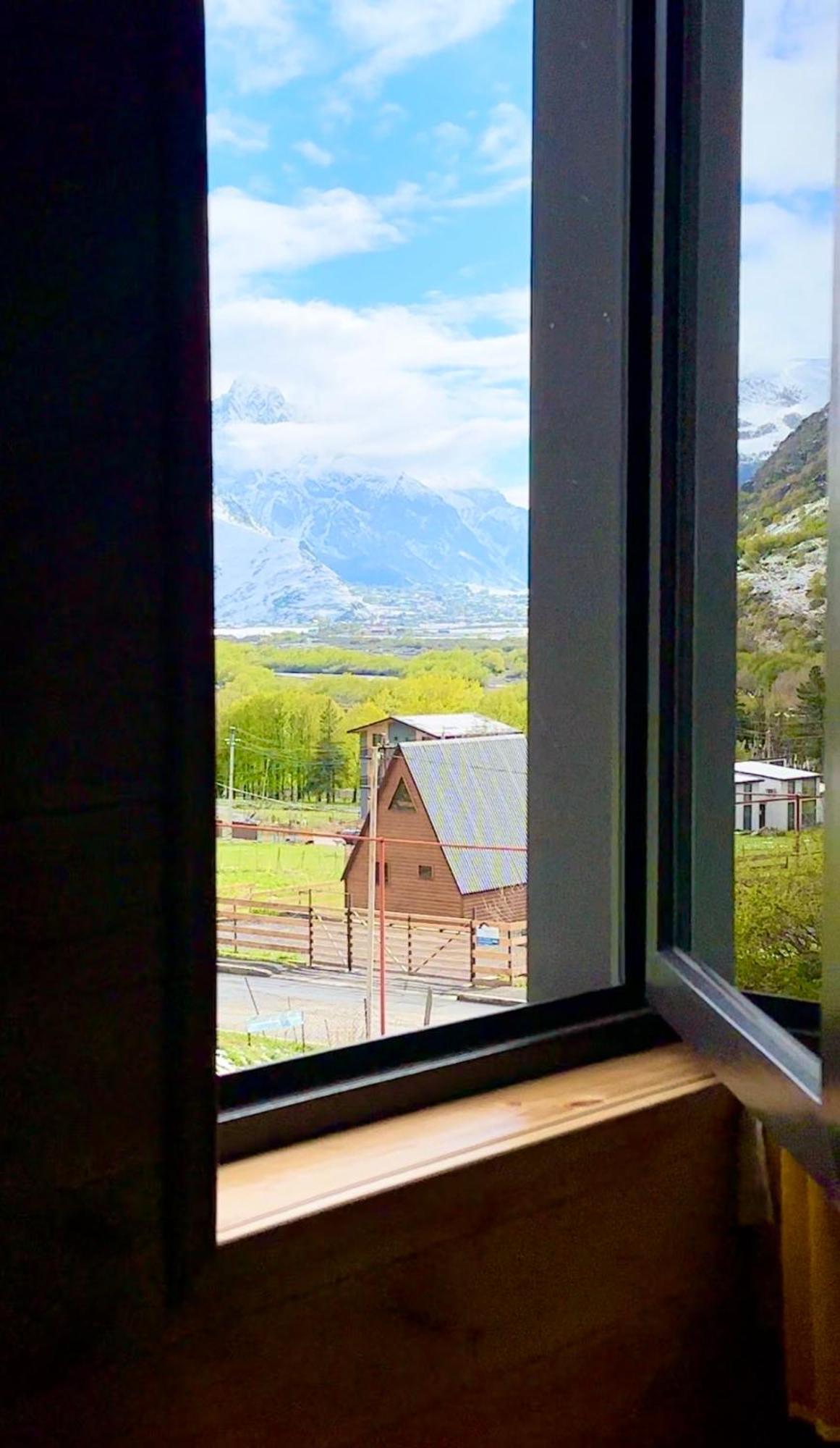 Royal Cottages Kazbegi Bagian luar foto